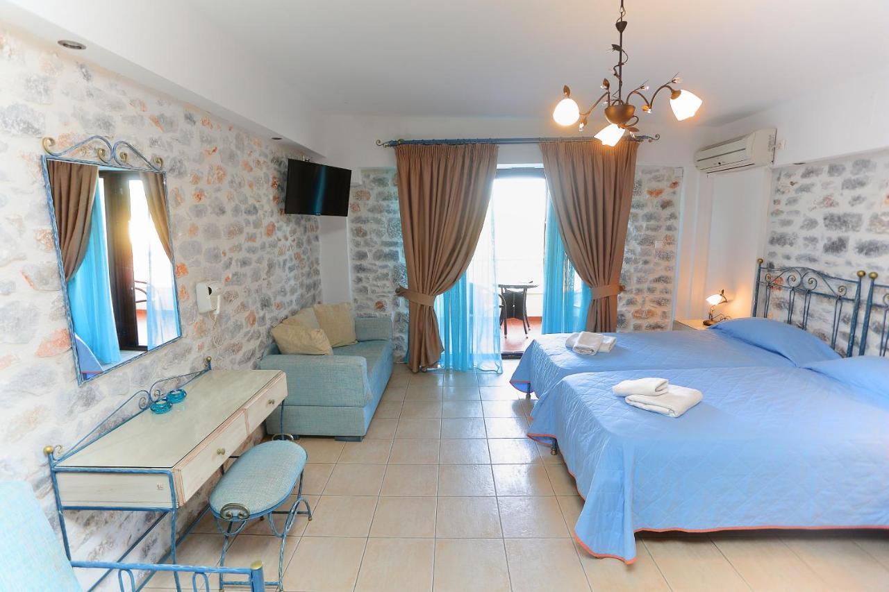 Vathi Hotel Extérieur photo