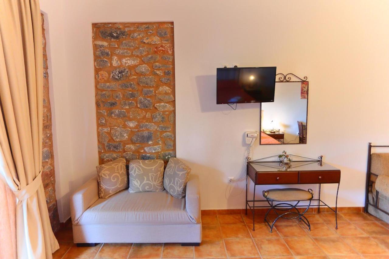 Vathi Hotel Extérieur photo