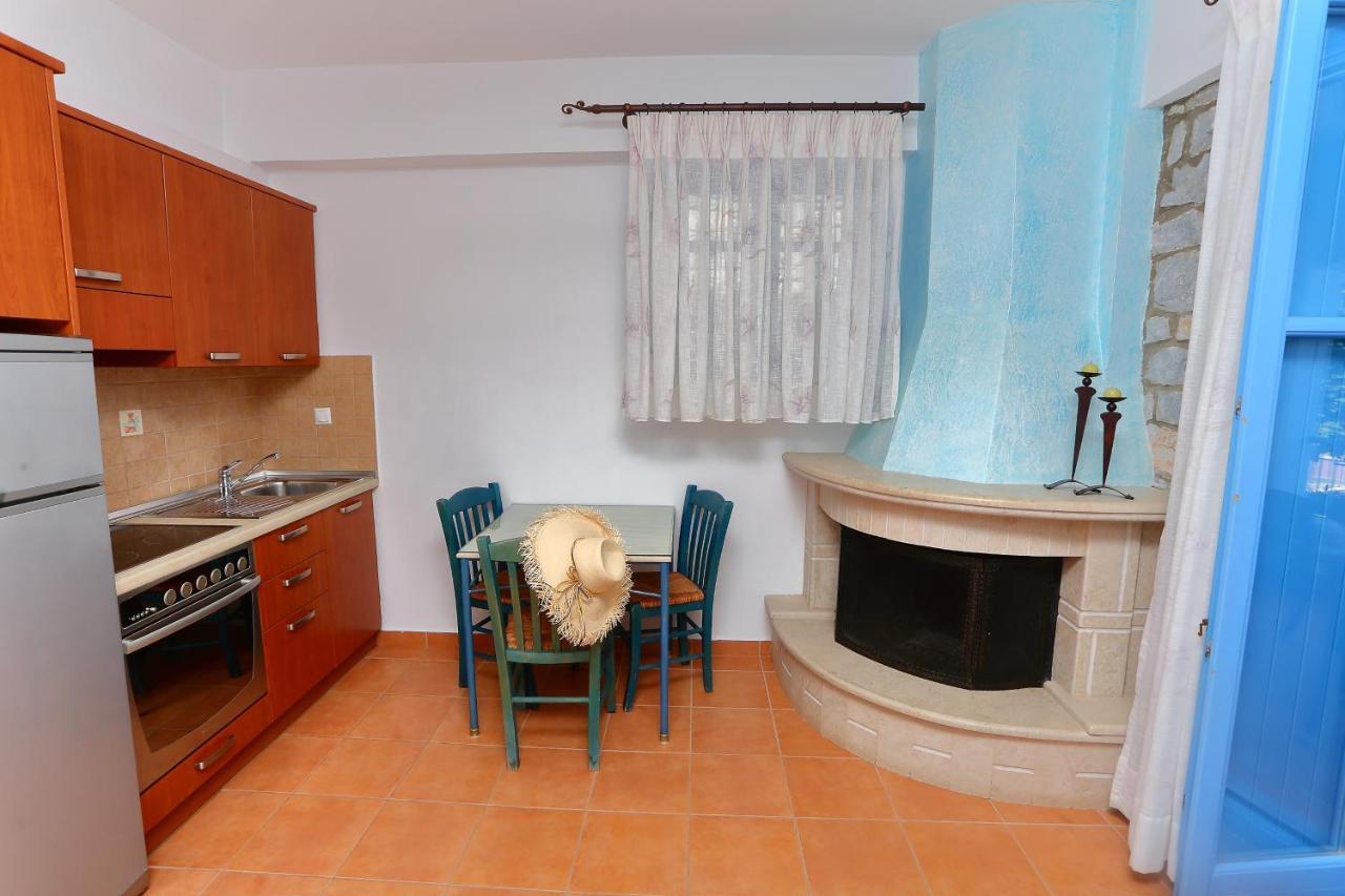 Vathi Hotel Extérieur photo