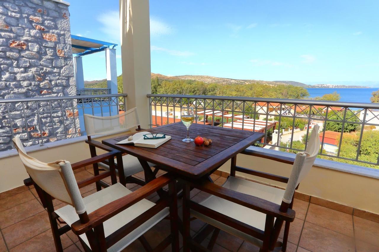 Vathi Hotel Extérieur photo