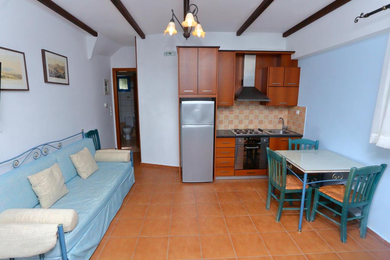 Vathi Hotel Extérieur photo