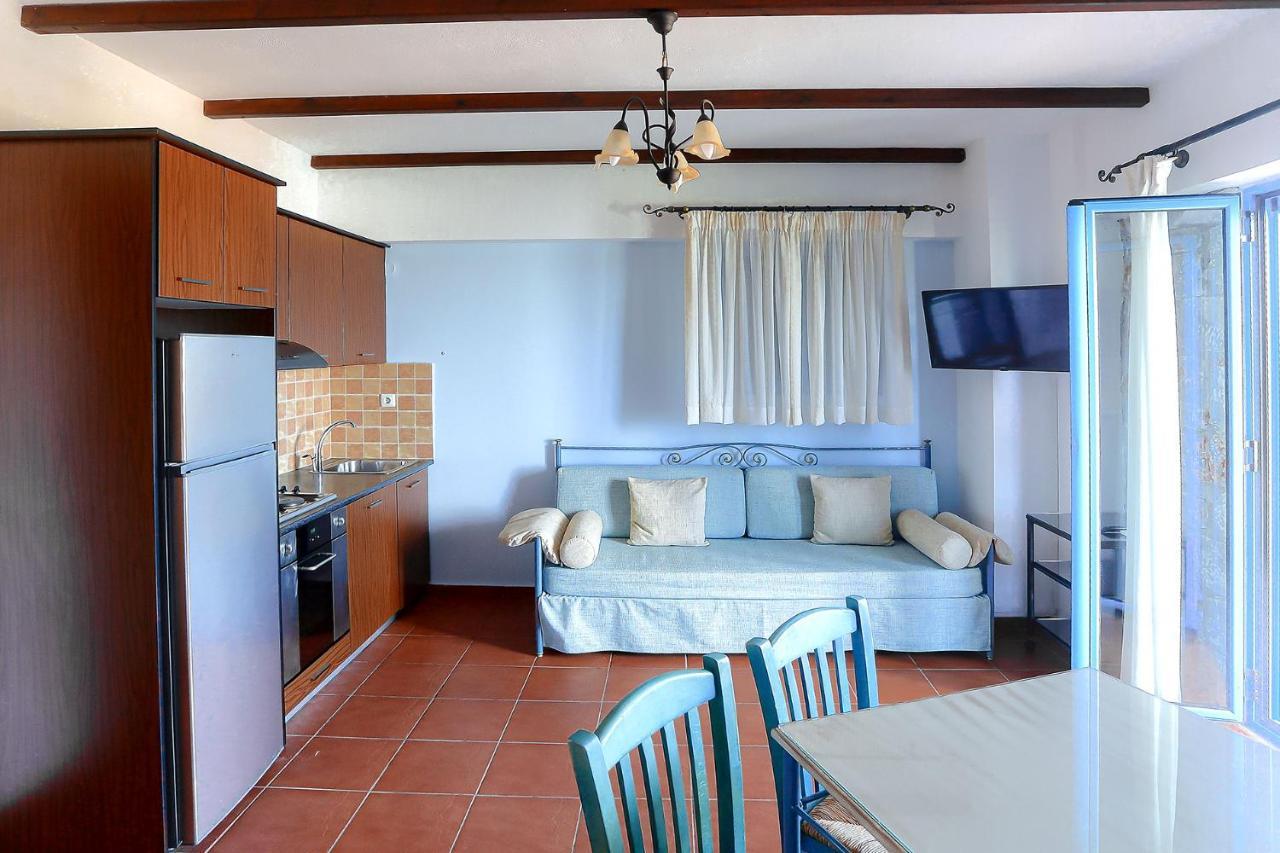 Vathi Hotel Extérieur photo