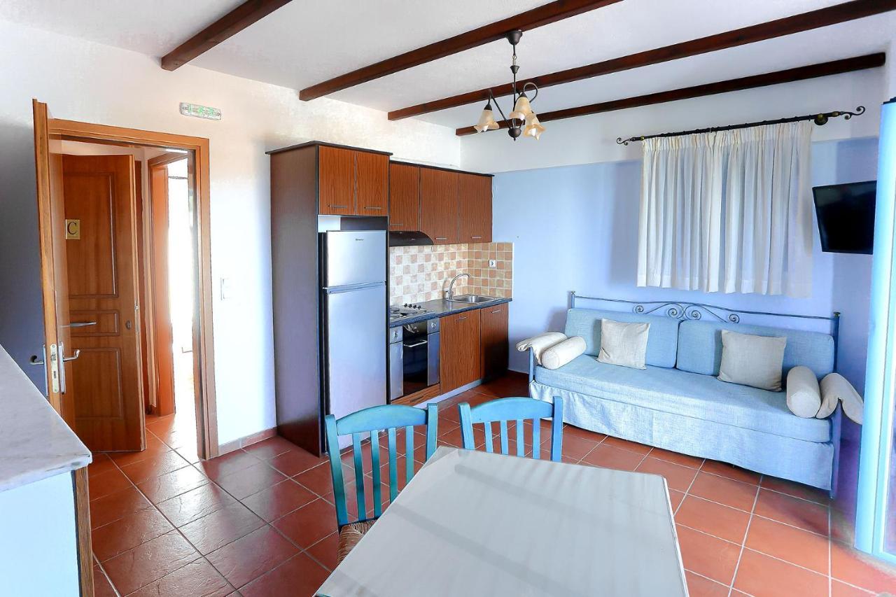 Vathi Hotel Extérieur photo
