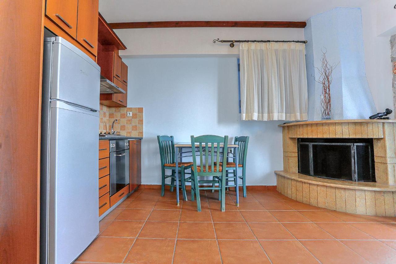 Vathi Hotel Extérieur photo