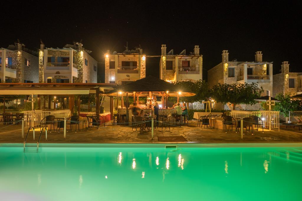 Vathi Hotel Extérieur photo